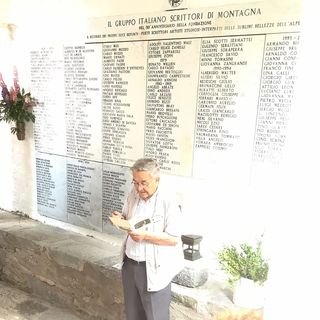 Macugnaga: al cimitero di Chiesa Vecchia la cerimonia degli “Scrittori di Montagna&quot;