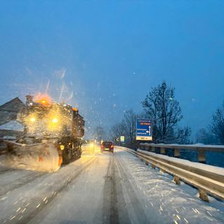 Nelle foto la prima nevicata sulle strade della Valle Vigezzo