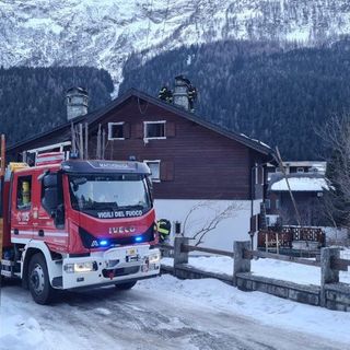 Canna fumaria in fiamme, intervento dei Vigili del fuoco a Macugnaga
