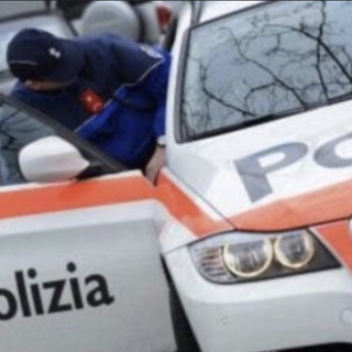 Tentata rapina in gioielleria a Bellinzona: la polizia diffonde l'identikit dei malviventi in fuga