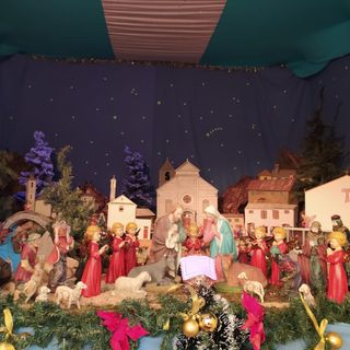 Alla Cappuccina il tradizionale presepe che raffigura le chiese e il borgo domese   VIDEO