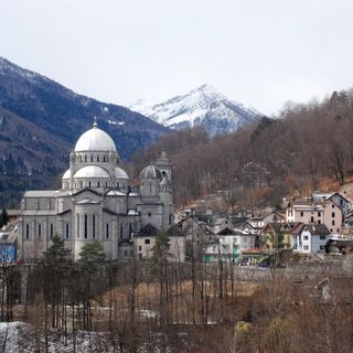 Materiale e detriti nel torrente, il comune di Re ordina ai proprietari di intervenire
