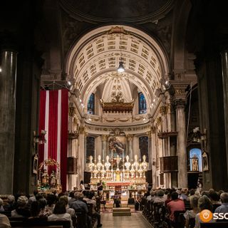 Tornano a splendere i colori dell'abside della collegiata