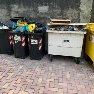 Rifiuti non ritirati da giorni a Domodossola: "Situazione inaccettabile"