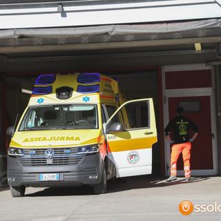 Cade in un dirupo per 40 metri sopra Premia
