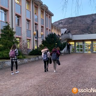 &quot;Dove lascio mio figlio se devo andare a lavorare?&quot; Caos interpretativo tra indicazioni ministeriali e ordinanze regionali