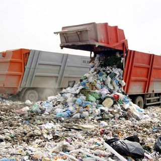 ''Rafforzare la rete infrastrutturale della gestione dei rifiuti e dei fanghi da depurazione''