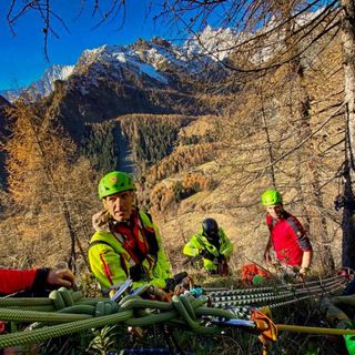 Esercitazioni con i droni in Valle Antrona per gli uomini del Soccorso Alpino FOTO
