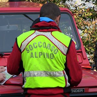 Vogogna, il Soccorso alpino si  esercita lungo il Toce