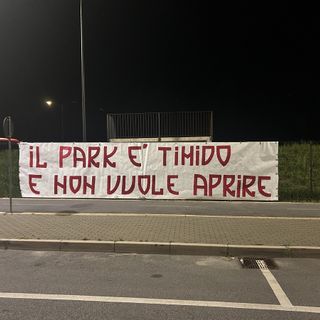 I cittadini tornano a chiedere l'apertura dello skate park: protesta pacifica nella notte