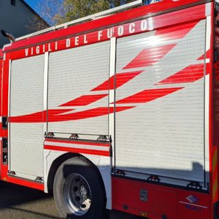 Incendio nello scantinato di un condominio in via san Francesco