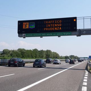 Esodo di ferragosto, week end da bollino nero da oggi pomeriggio a domenica sulla rete Anas