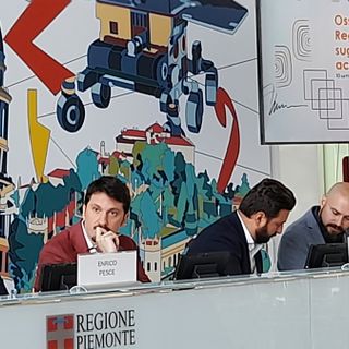 Regole, appalti e stipendi: sindacati e coop insieme per controllare il welfare in Piemonte. "E ora il Piano sanitario"
