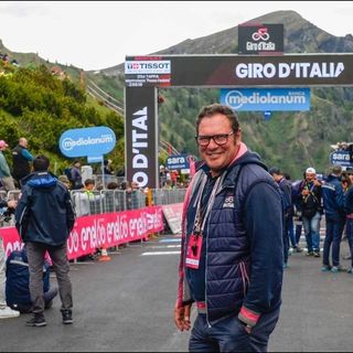 Alessandro Colombo all'arrivo di una tappa del Giro d'Italia