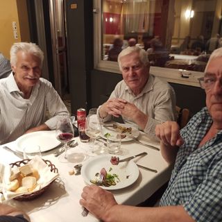 Nelle foto (di Renzo Nedalini), alcuni del presenti alla serata ricordo