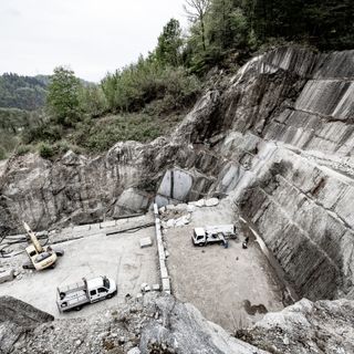 Prosegue la trasformazione di Tones Natura: da cava a teatro poliedrico