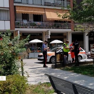 Stroncato da un malore in centro a Villadossola