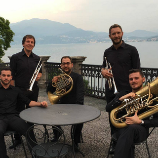 A Mergozzo il concerto d'auguri dei Crazy Brass
