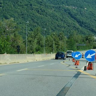Statale 33, nessun lavoro in vista ma restano i restringimenti