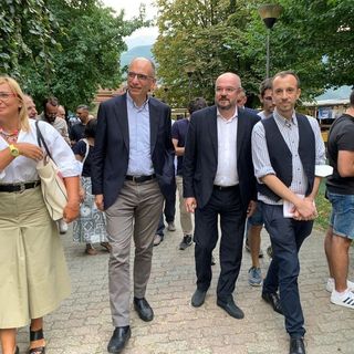 Letta: ''Da Villa parte una sfida fondamentale per la Costituzione e per il nostro Paese''