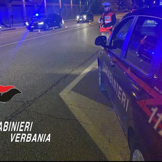 Controlli dei carabinieri durante le festività: 14 le patenti ritirate nel Vco