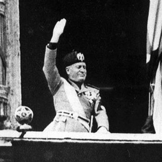 Losanna, nel 1937 la laurea ad honorem a Mussolini: “Grave errore, ma non va  ritirata”
