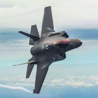Prodotti a Cameri 24 dei 36 aerei da combattimento svizzeri