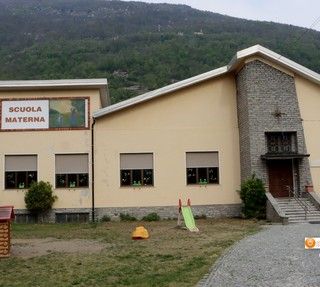Nella foto: l'asilo del Villaggio operaio a Villadossola