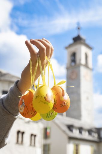 Il maltempo fa slittare di qualche ora “S…cova l’ova”