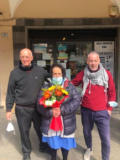 La tabaccheria di piazza Mercato compie 50 anni, e dietro al bancone c'è sempre Silvana Pironi La tabaccheria di piazza Mercato compie 50 anni, e dietro al bancone c'è sempre Silvana Pironi