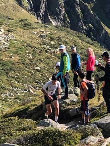 Lorenzo Milesi primo al traguardo dei 2 mila metri in Andolla