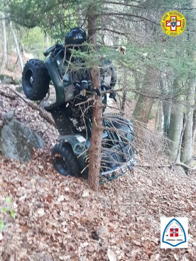 Finiscono fuori strada con il quad a Crego, feriti due novaresi