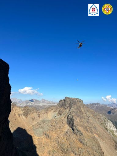 Difficile intervento di salvataggio a Devero per un alpinista rimasto sospeso sullo spigolo della Rossa Difficile intervento di salvataggio a Devero per un alpinista rimasto sospeso sullo spigolo della Rossa