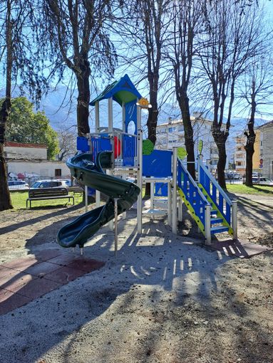 Domodossola, riqualificati i giardini di via Trieste: completata la prima fase di lavori FOTO