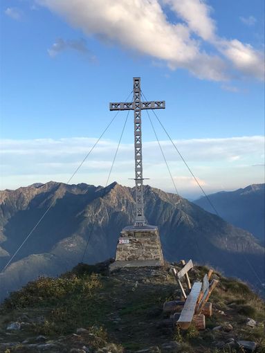 La croce del Moncucco compie 110 anni La croce del Moncucco compie 110 anni