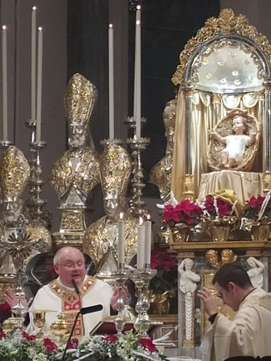Festa della Sacra Famiglia, dalla parrocchia doni natalizi ai fedeli Festa della Sacra Famiglia, dalla parrocchia doni natalizi ai fedeli