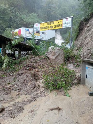 Traffico internazionale interrotto sulla Ferrovia Vigezzina- Centovalli per una frana in territorio elvetico Traffico internazionale interrotto sulla Ferrovia Vigezzina- Centovalli per una frana in territorio elvetico