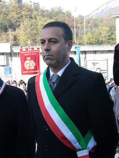 Pizzi invita i sindaci a votare un ordine del giorno per tutelare il frontalierato Pizzi invita i sindaci a votare un ordine del giorno per tutelare il frontalierato