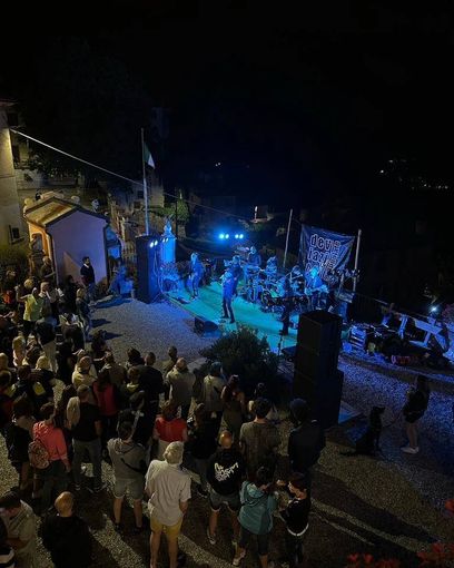 Serata di musica e divertimento con "Bognanco sotto le stelle" Serata di musica e divertimento con "Bognanco sotto le stelle"