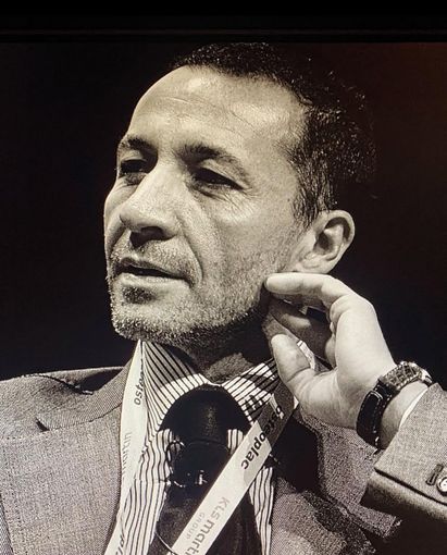 Verso una sanità umanizzata: il modello del professor Massimo Robiony Verso una sanità umanizzata: il modello del professor Massimo Robiony