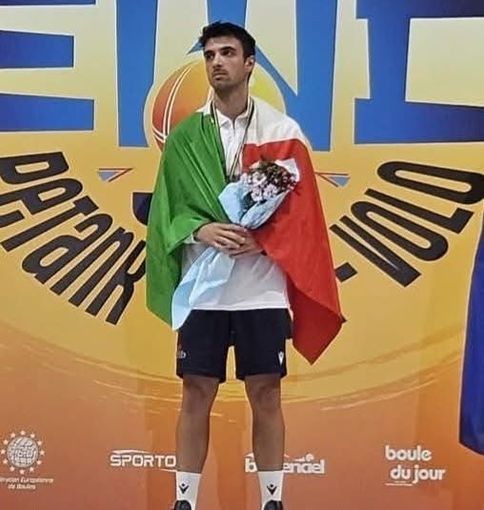 Bocce, l'ossolano Diego Verganti campione del mondo di tiro progressivo