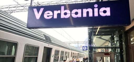 “Due ore fermi tra Busto Arsizio e Gallarate per un guasto ai binari”