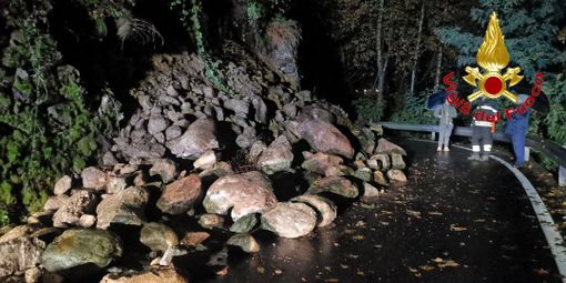 Frana in Valle Anzasca, chiusa la provinciale per Anzino