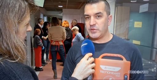 A Studio Aperto un servizio dedicato al Cantante della Solidarietà FOTO E VIDEO A Studio Aperto un servizio dedicato al Cantante della Solidarietà FOTO E VIDEO