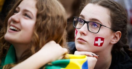 Più stress psicologico e abuso di alcolici tra i giovani svizzeri