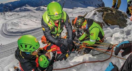 A Macugnaga un corso per soccorritori in ambiente invernale montano A Macugnaga un corso per soccorritori in ambiente invernale montano