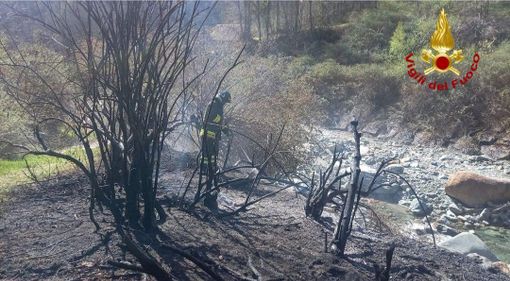 Principio di incendio tra Bognanco e San Lorenzo