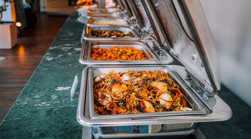 Guida completa alle attrezzature per il catering: tutto ciò che devi sapere