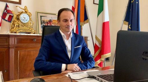 Regione, Cirio firma l’ordinanza per regolare il lavoro nelle ore più calde Regione, Cirio firma l’ordinanza per regolare il lavoro nelle ore più calde