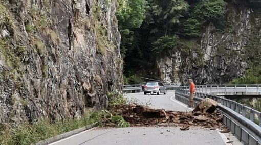 Smottamento sulla Strada Cantonale a Palagnedra, nessun veicolo coinvolto